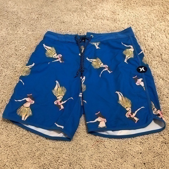 Men’s size 28 Hurley swim trunks with Hawaiian girls - Picture 1 of 9